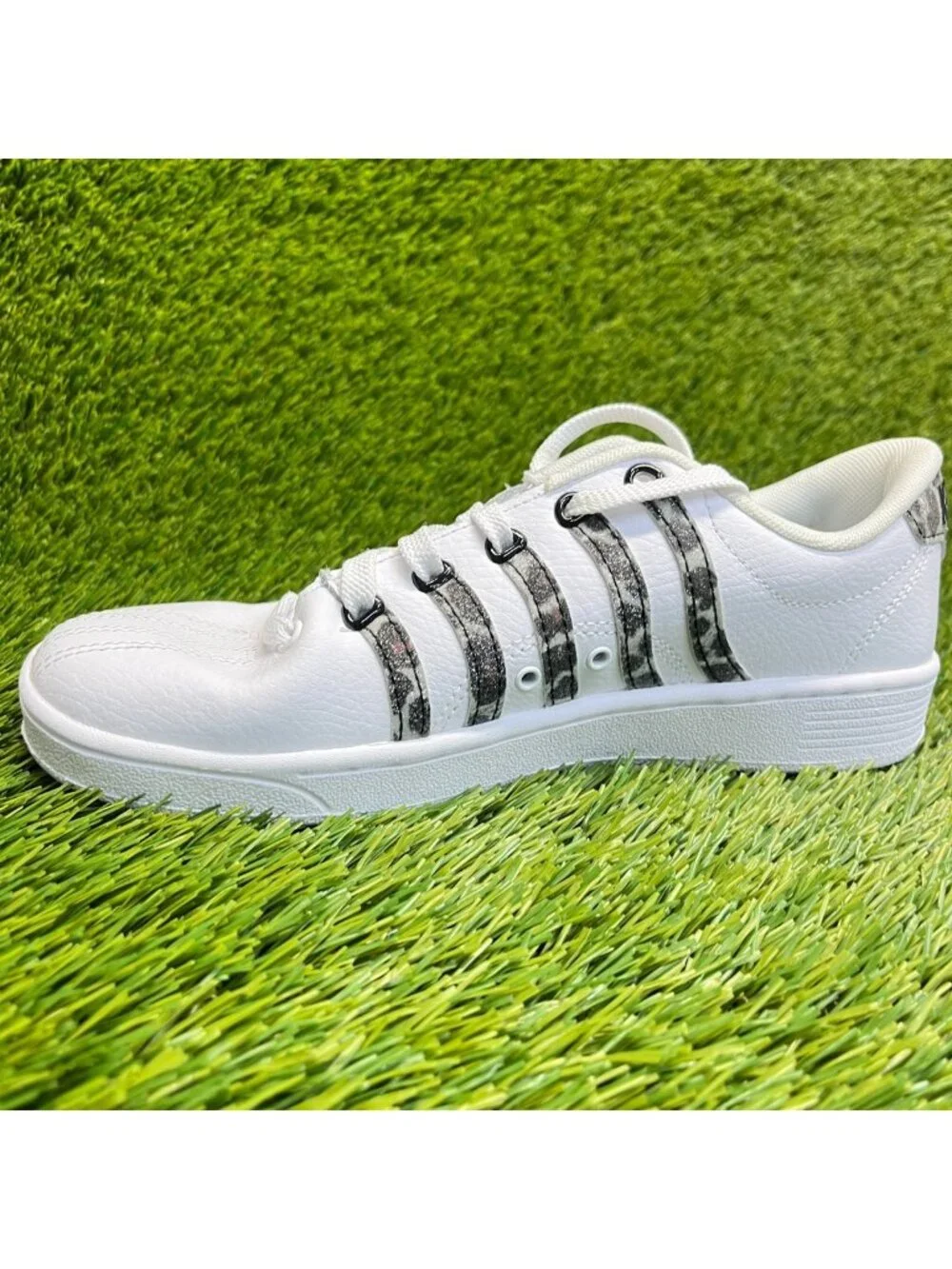 K-Swiss Court Pro II Leopard Womens Size 7 White Black Athletic Shoes Sneakers